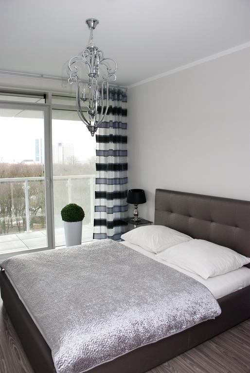 פוזנן Apartamenty I.M.A Towarowa חדר תמונה